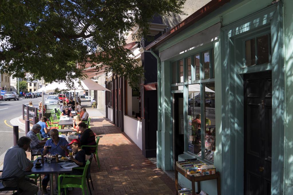 Twofourtwo Boutique Apartments Launceston Bagian luar foto