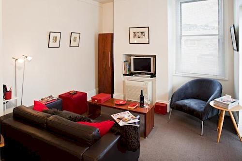 Twofourtwo Boutique Apartments Launceston Bagian luar foto